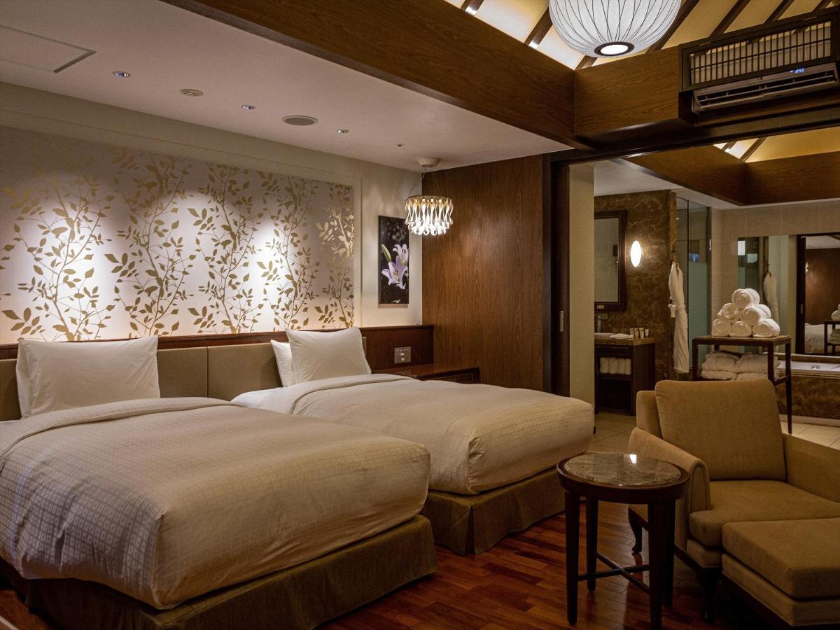 Okinawa Exes Naha Hotel Ngoại thất bức ảnh