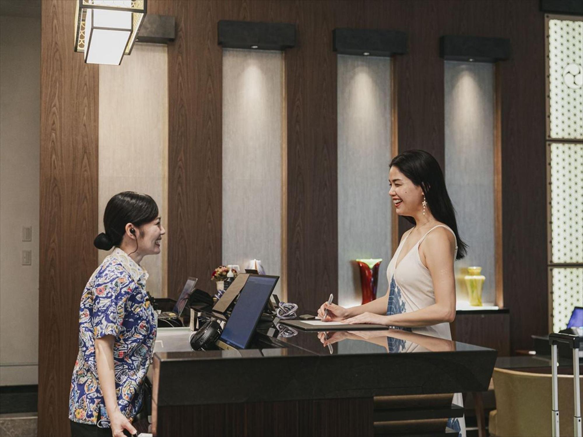Okinawa Exes Naha Hotel Ngoại thất bức ảnh